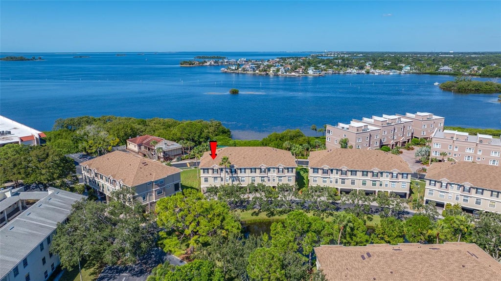 Photo of 580 Bella Loop, Dunedin, FL 34698 (MLS # TB8560098)