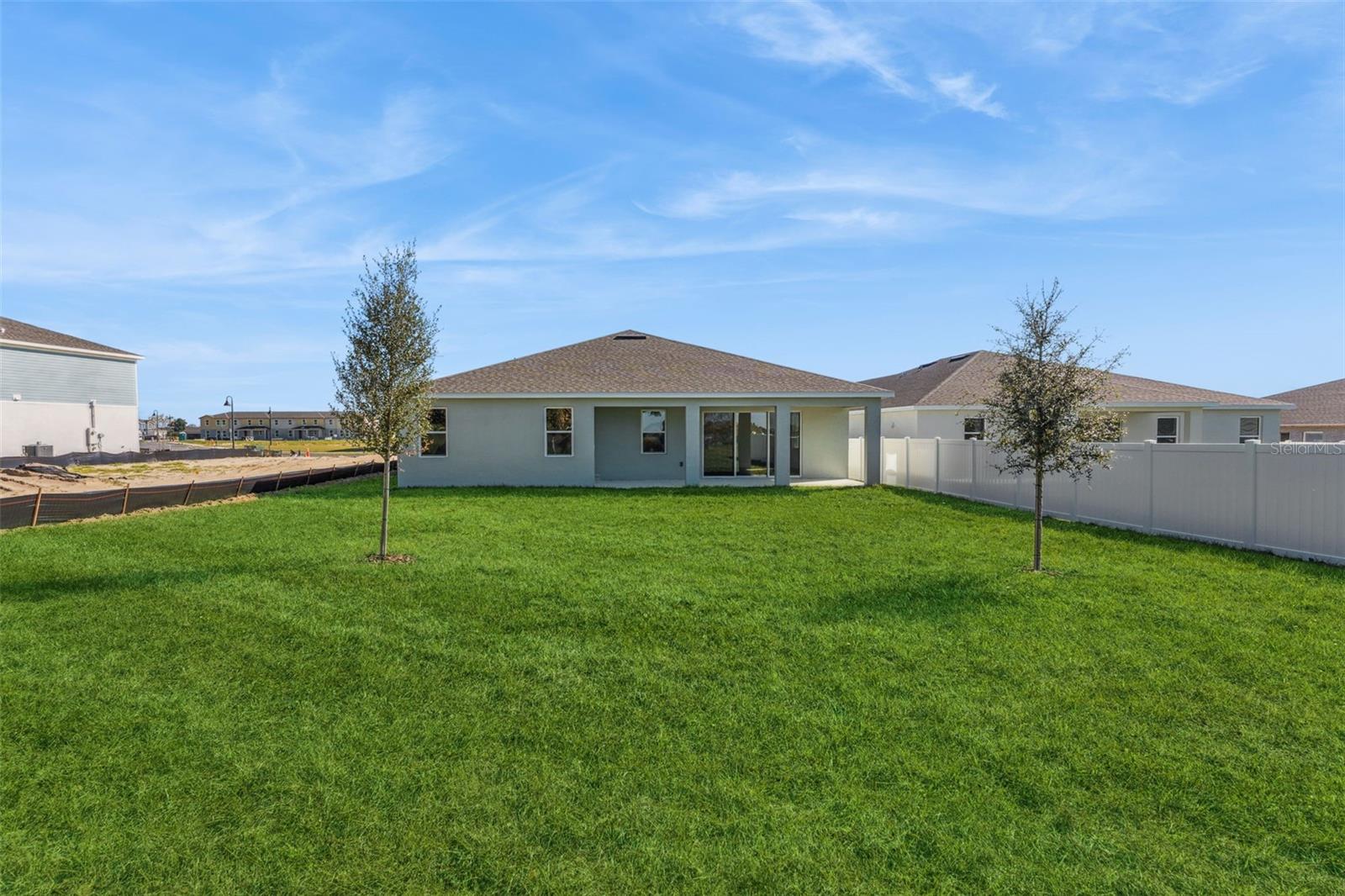 EDEN CREST - Residential