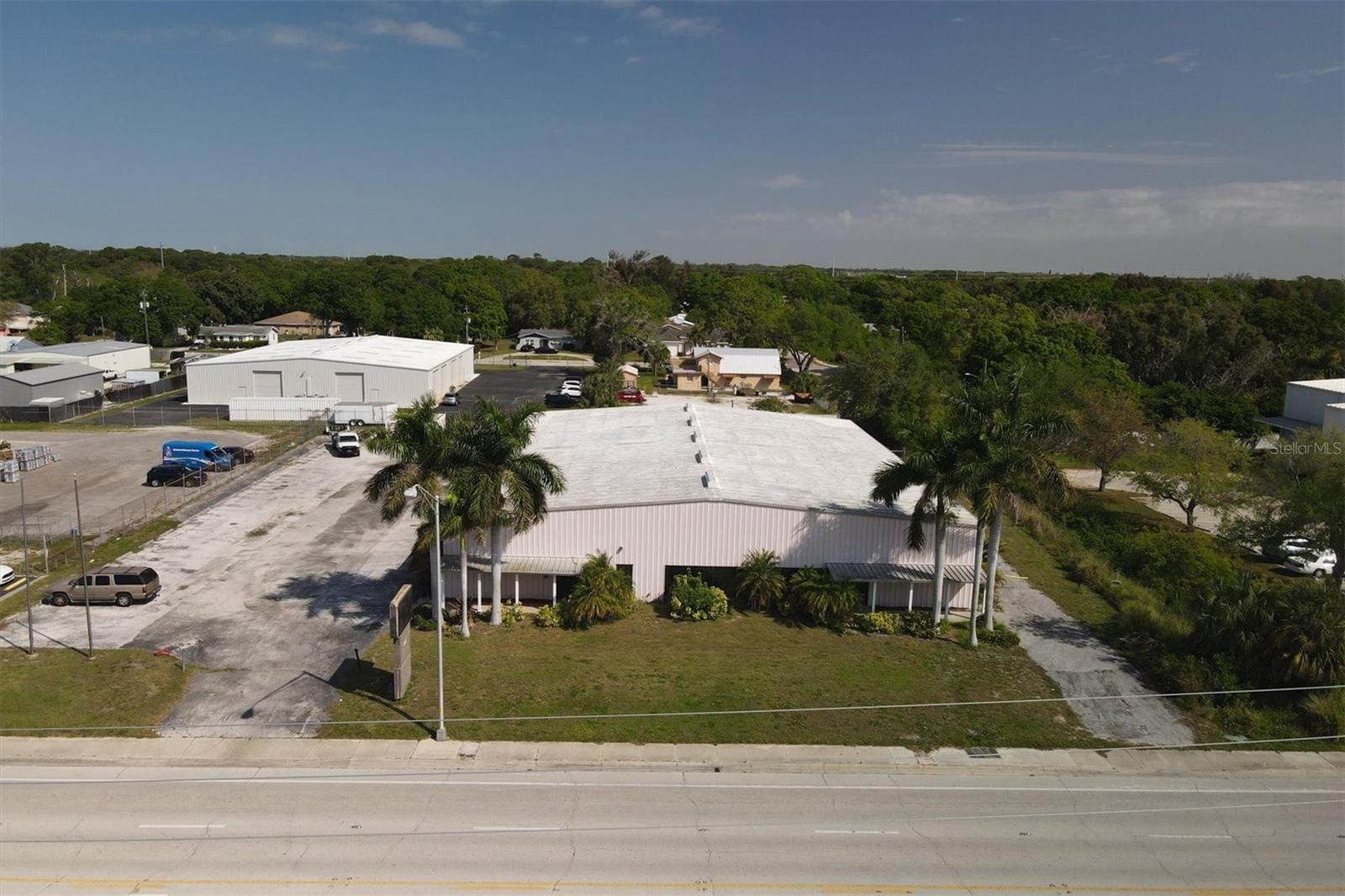 LORRAINE PARK - Commercial Sale