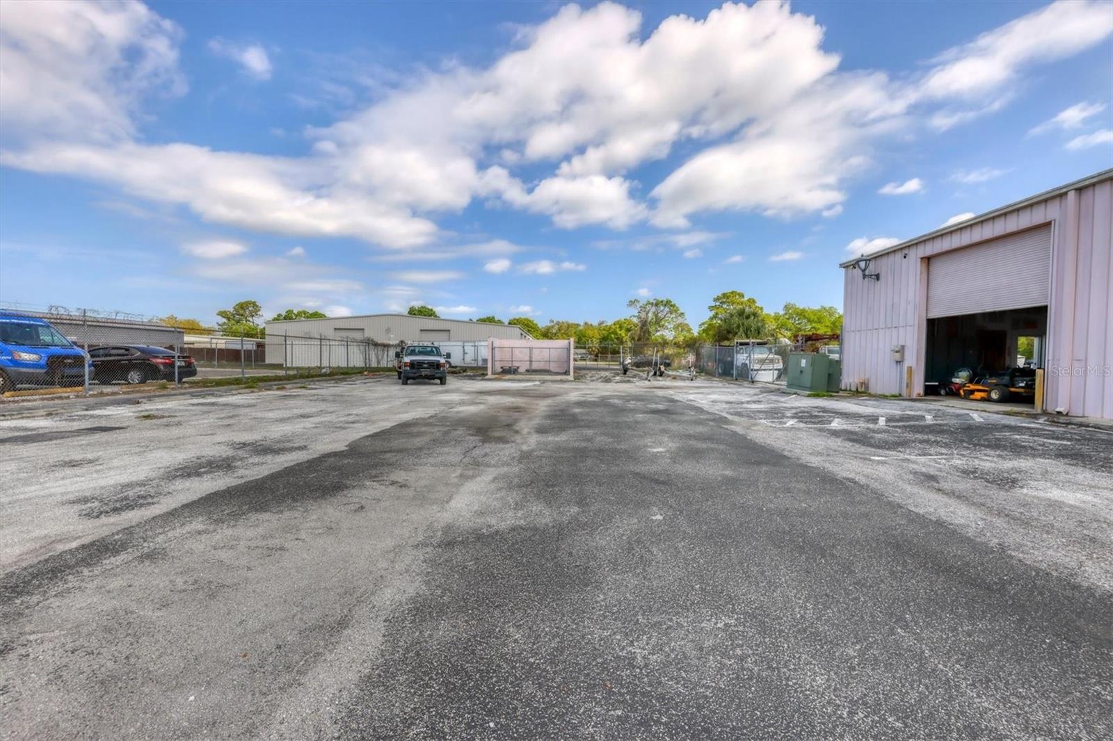 LORRAINE PARK - Commercial Sale