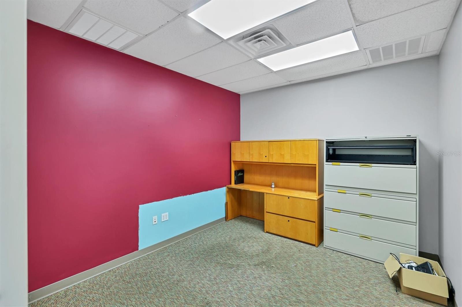 LORRAINE PARK - Commercial Sale