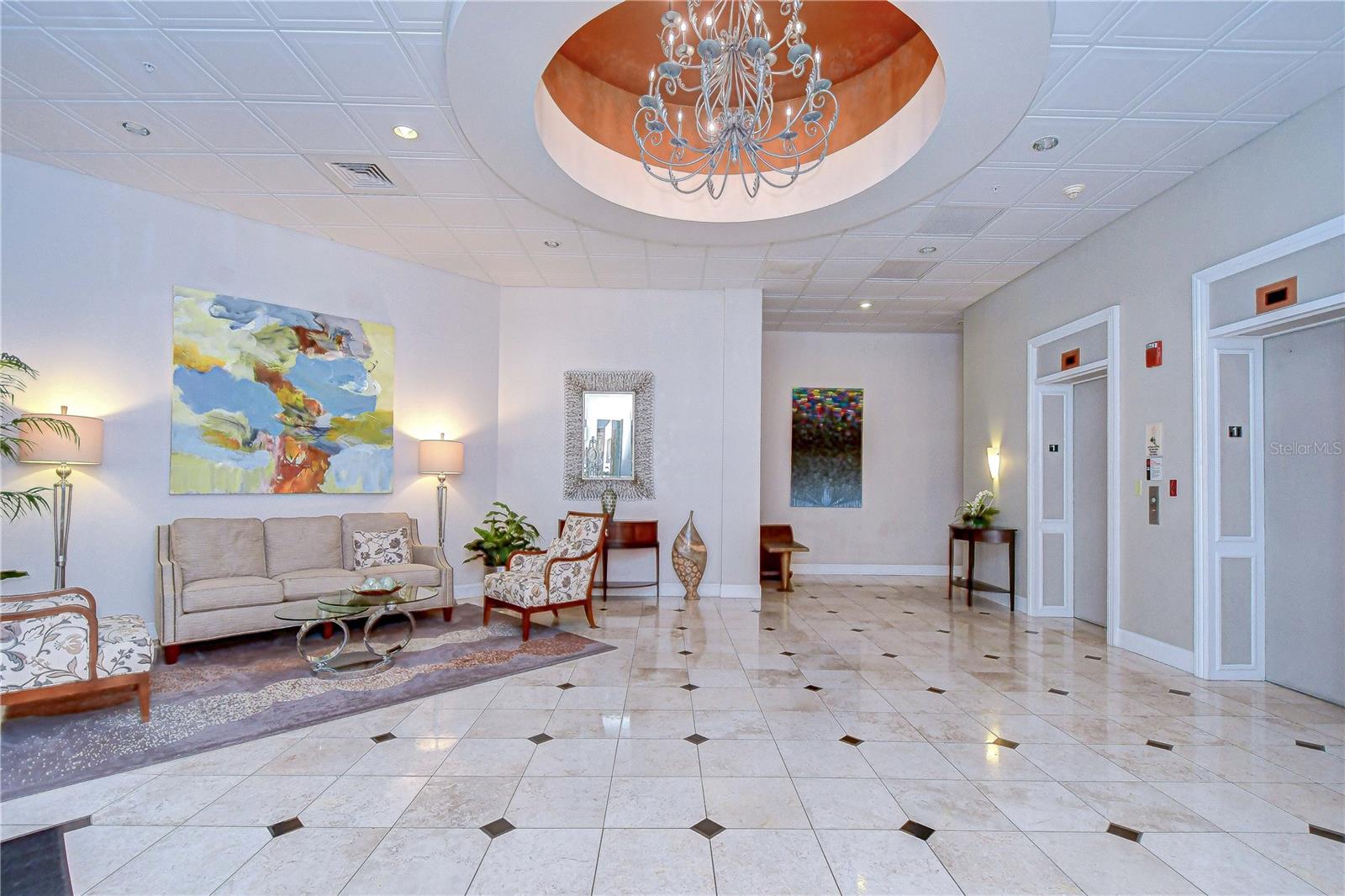 288 BEACH DRIVE NE 12C