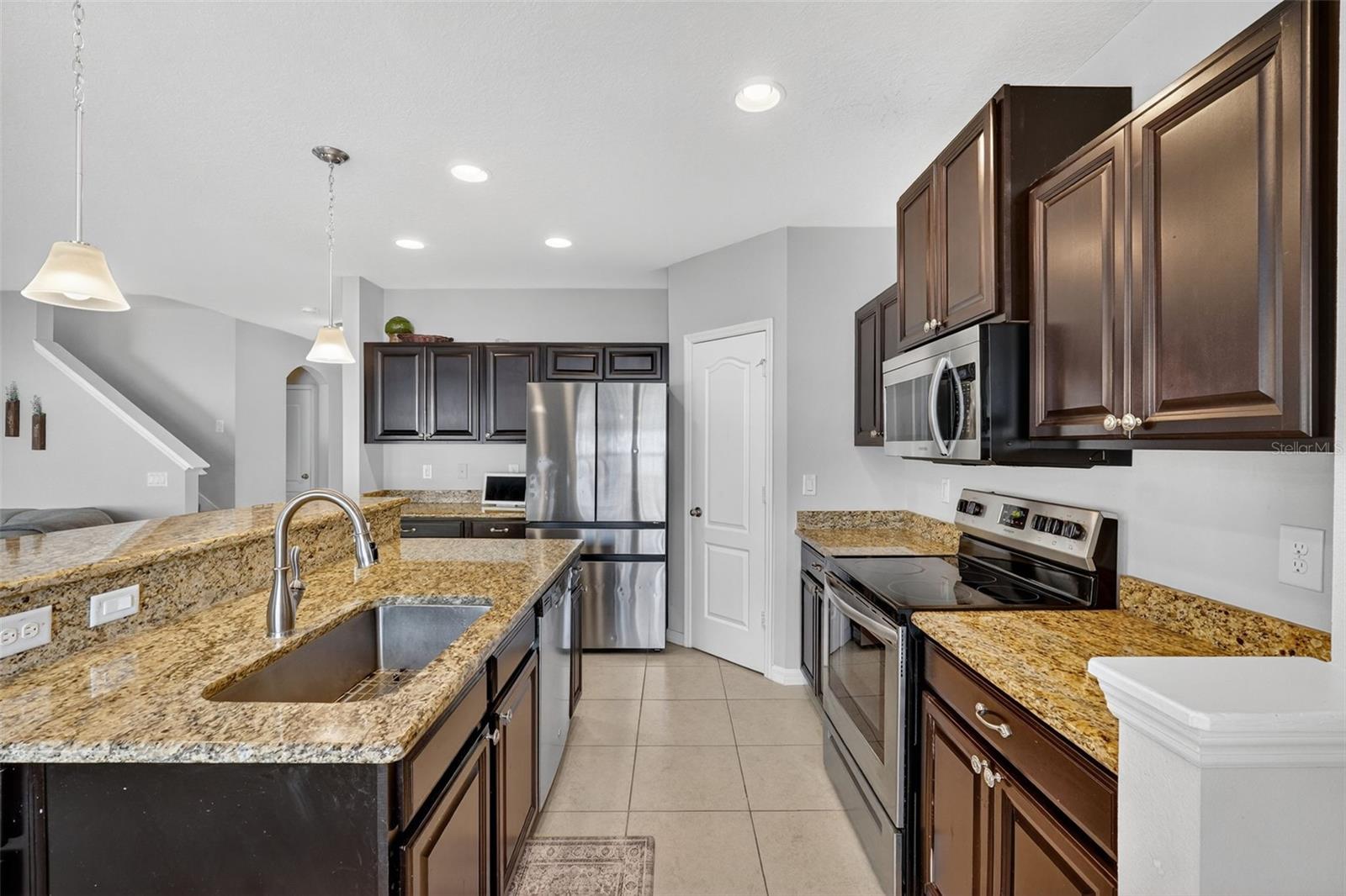 HIGHLAND ESTATES PH 2B - Residential