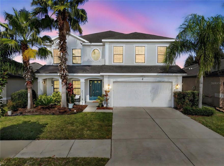 BEAUTIFULLY MAINTAINED 2-STORY HOME *** BUILT IN 2015 *** NO FLOOD ZONE (ZONE X) *** LOW HOA *** GREAT LOCATION NEAR SHOPS, DINING & MAJOR ROADS *** HIGHLY-RATED BELMONT ELEMENTARY SCHOOL ZONE *** FINISHED 2-CAR GARAGE *** COVERED & FINISHED BACK PORCH
This spacious 4BR/2.5BA home offers a bright, open layout with plenty of room for comfortable living and entertaining. The first floor features large living areas with great natural light and an easy flow throughout. All bedrooms are located upstairs, including a generous primary suite plus additional flexible space ideal for an office, loft, or playroom.
The covered back porch provides a quiet outdoor space for relaxing or hosting guests. Located in Flood Zone X, the home does not require flood insurance, offering added peace of mind and long-term cost savings.
Conveniently positioned near shopping, restaurants, new development, and major highways, the home also sits within the Belmont Elementary, Eisenhower Middle, and Sumner High school boundaries.
A solid, move-in-ready home in a growing and desirable area — offering space, comfort, and excellent value.