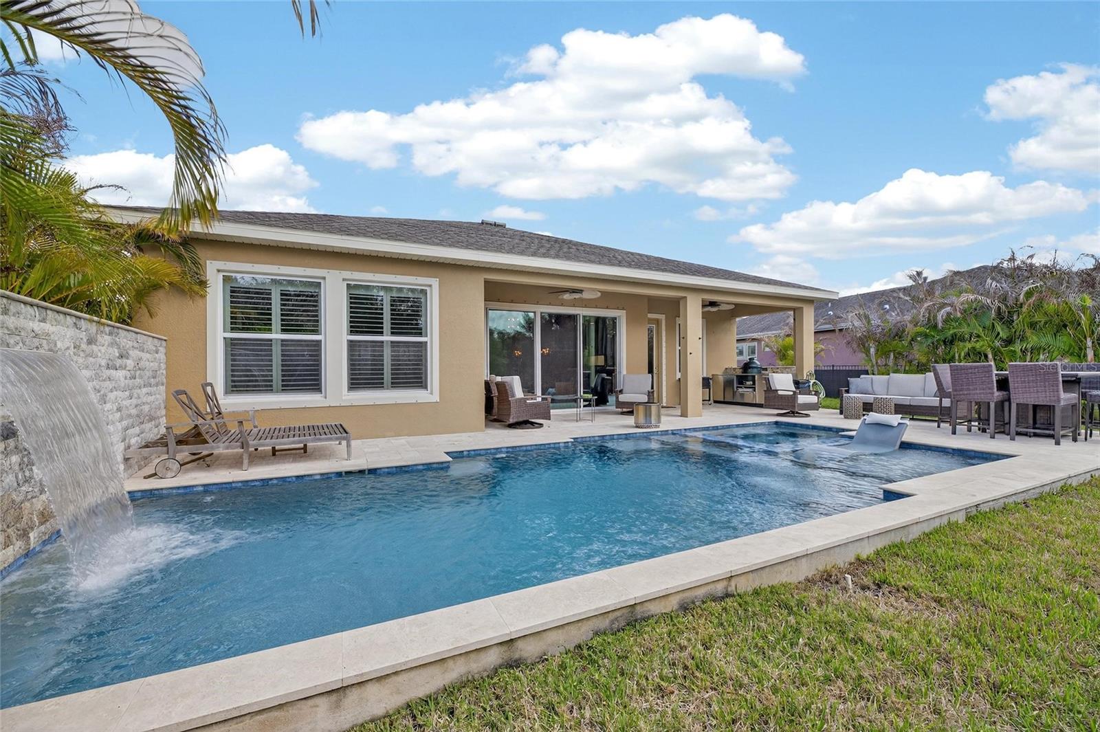 6909 CRESTPOINT DRIVE