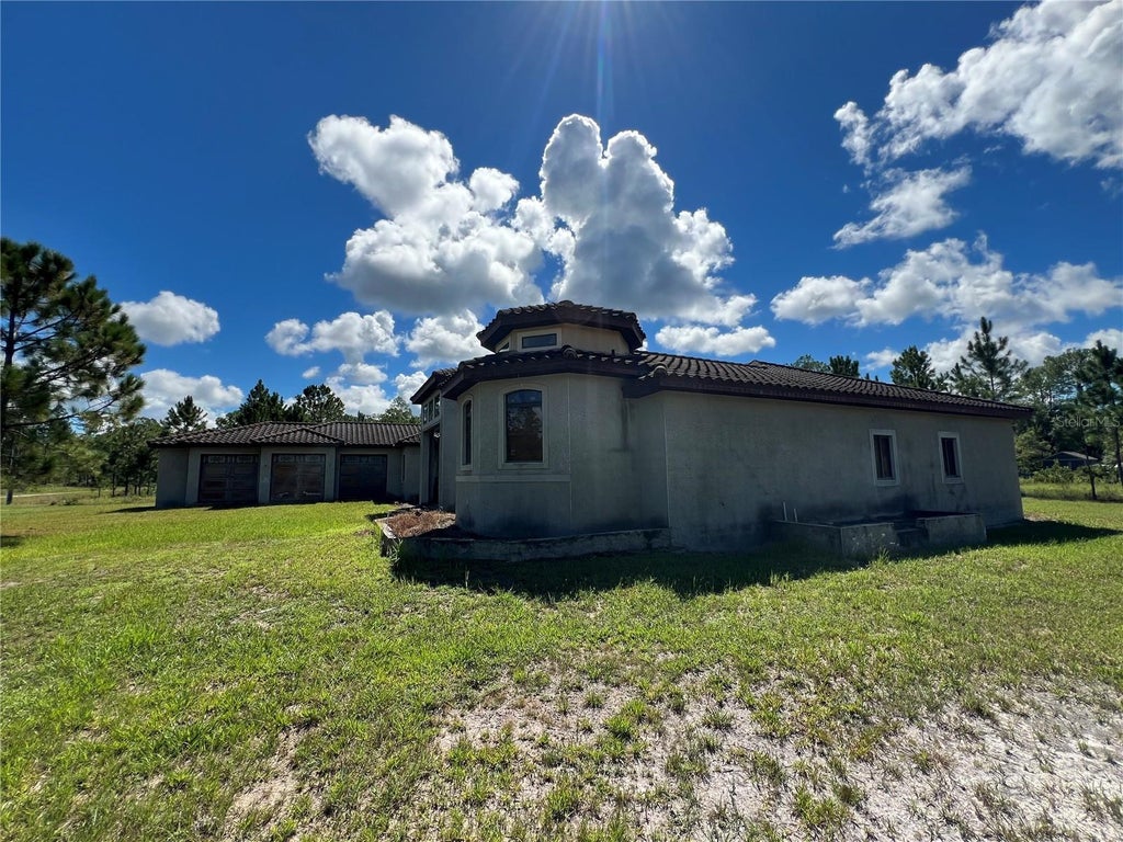 Photo of 3811 Gallardia Drive, Lake Wales, FL 33855 (MLS # TB8548529)