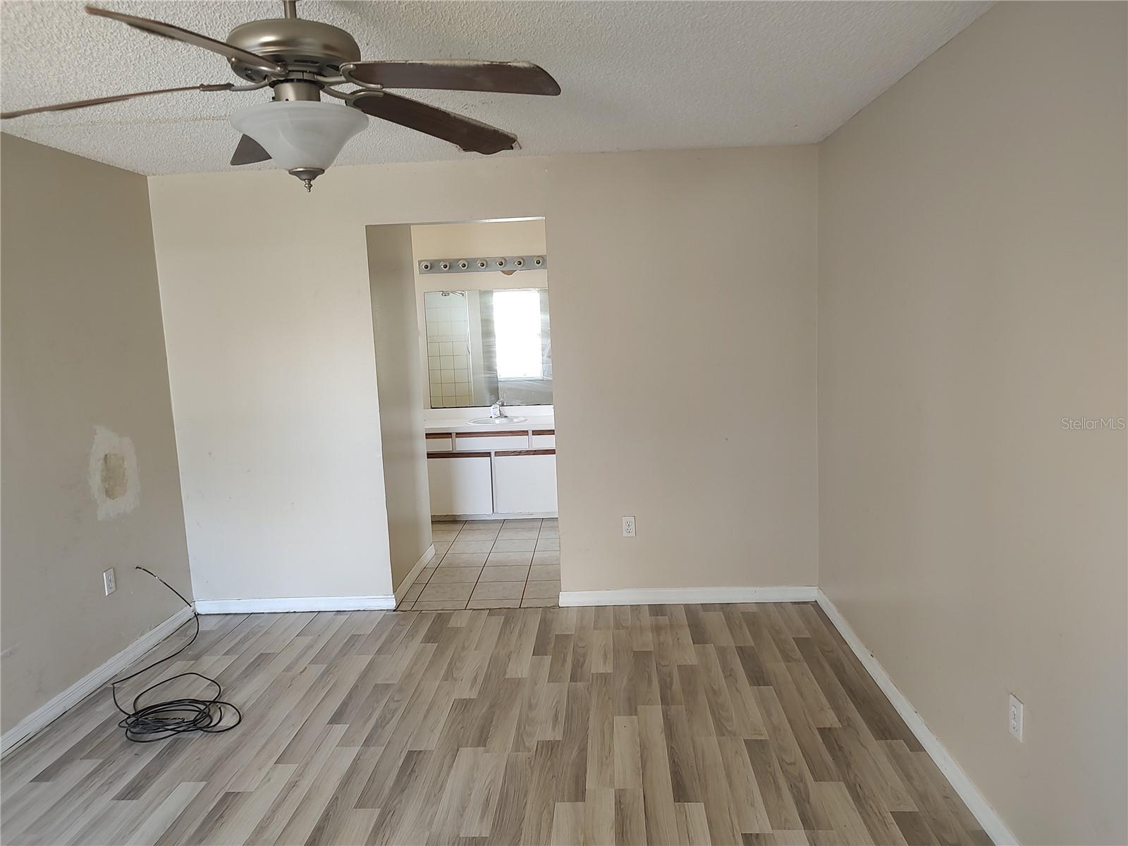 ASSESSORS LT 02 03 04 & NW 01/4 SW 01/4 32 15 30 - Residential