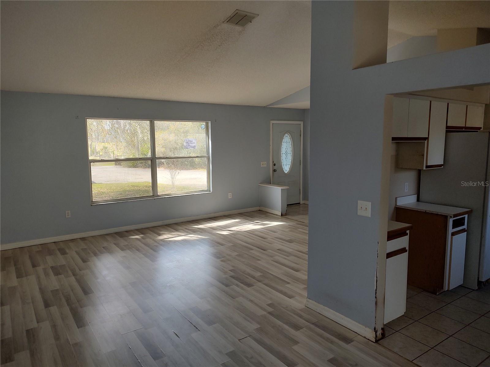 ASSESSORS LT 02 03 04 & NW 01/4 SW 01/4 32 15 30 - Residential