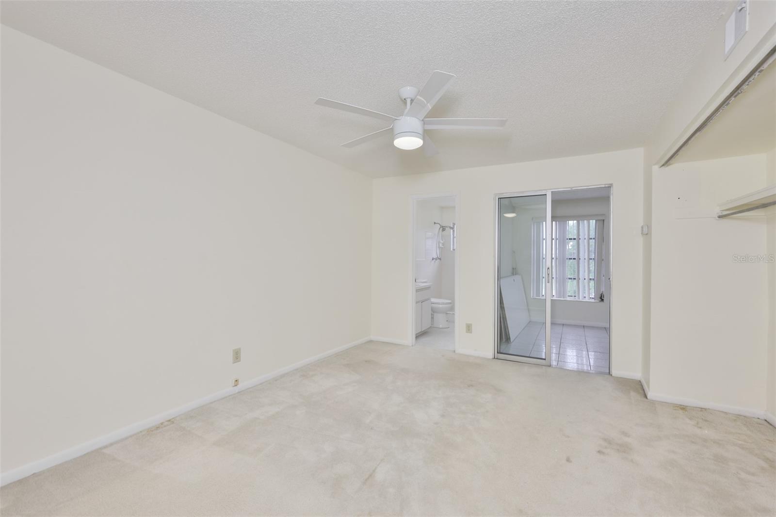 ON TOP OF THE WORLD - Residential Lease