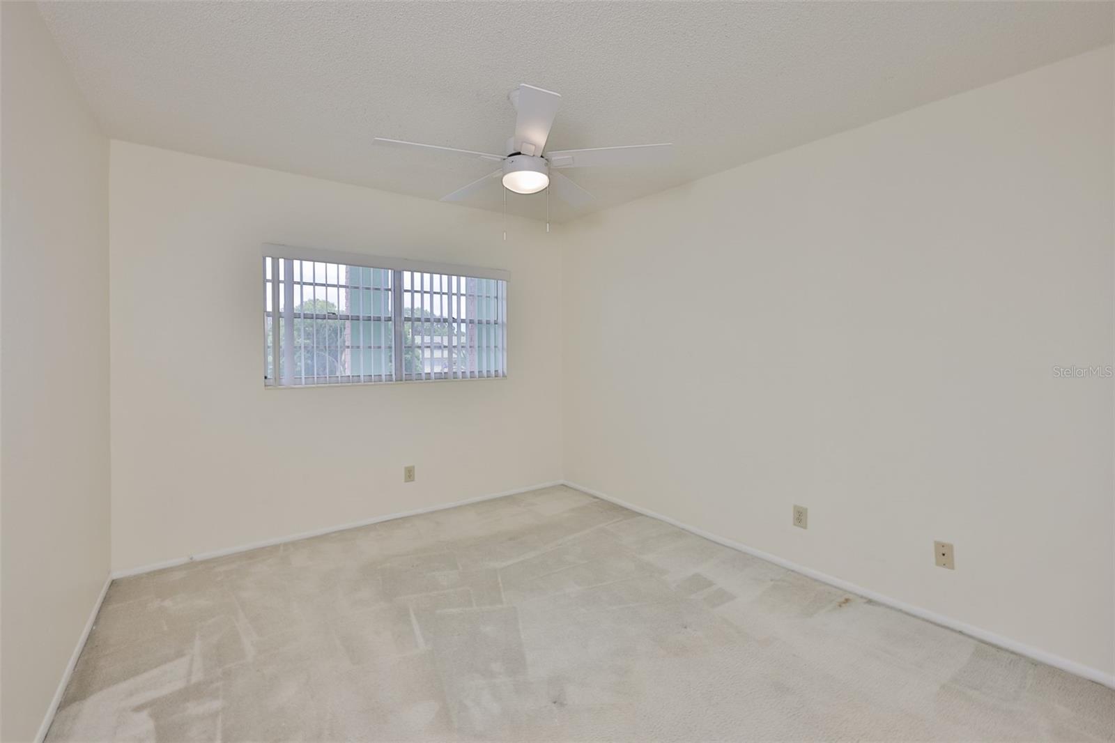 ON TOP OF THE WORLD - Residential Lease