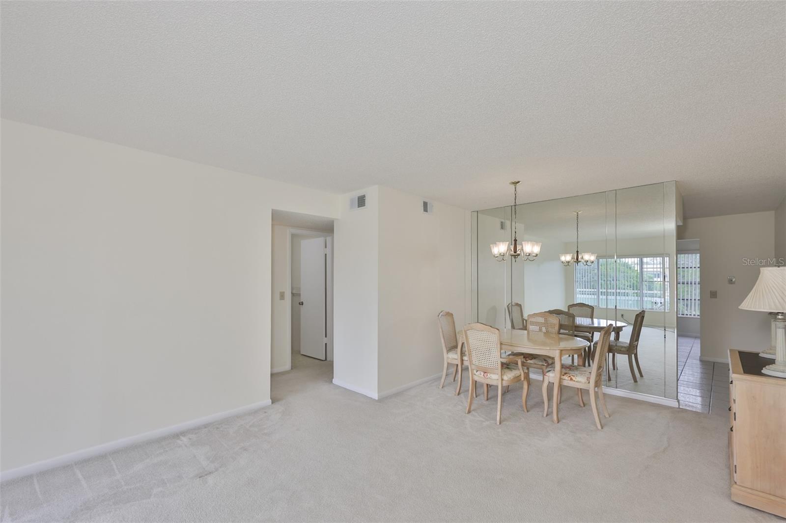 ON TOP OF THE WORLD - Residential Lease