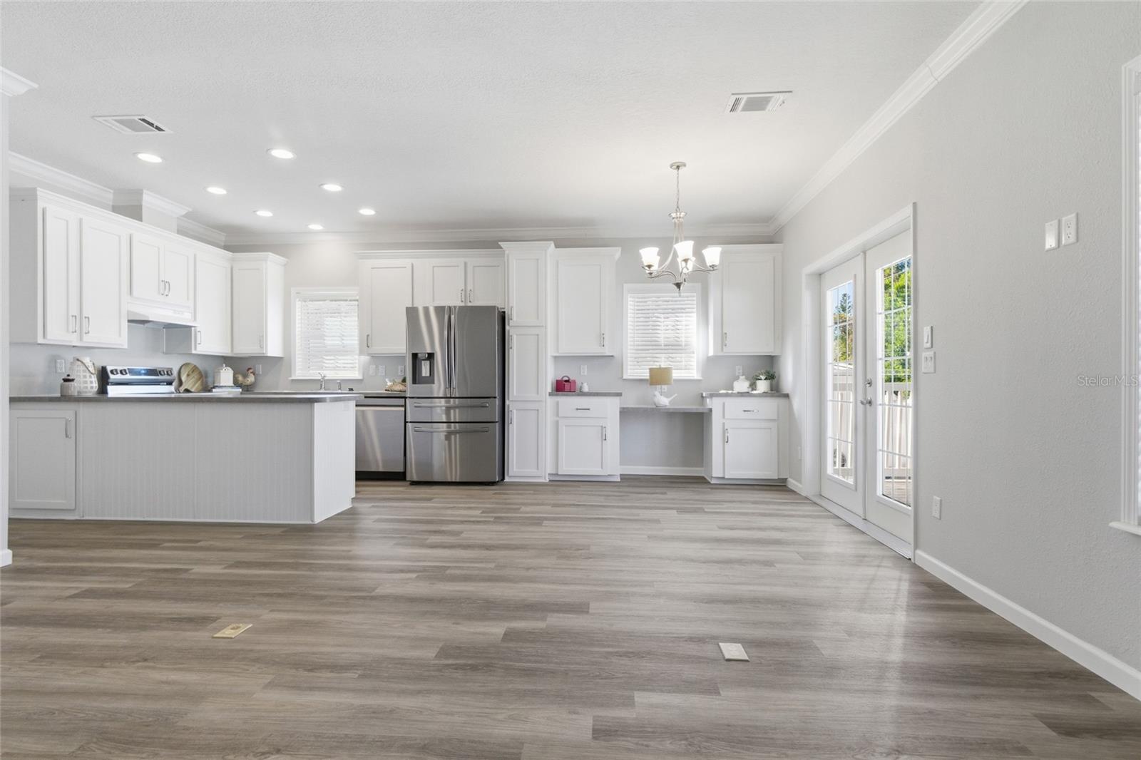 JAPANESE GARDENS MHP - Residential