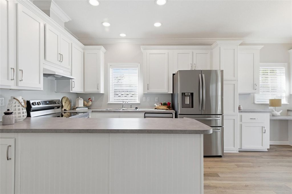 Photo of 571 Oriental Poppy Drive, Venice, FL 34293 (MLS # N6141912)