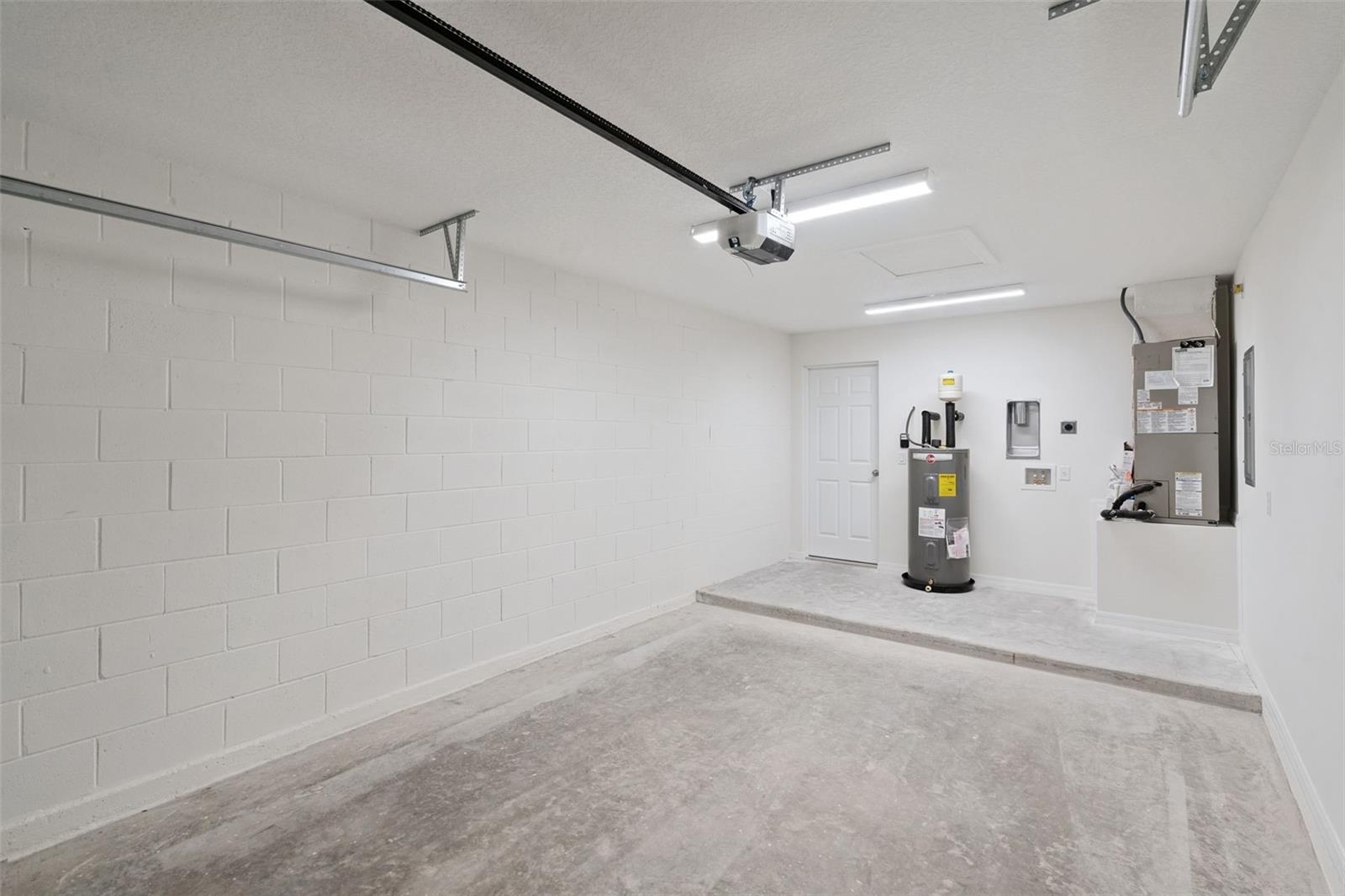 TAVARES LINDA PARK - Residential Lease