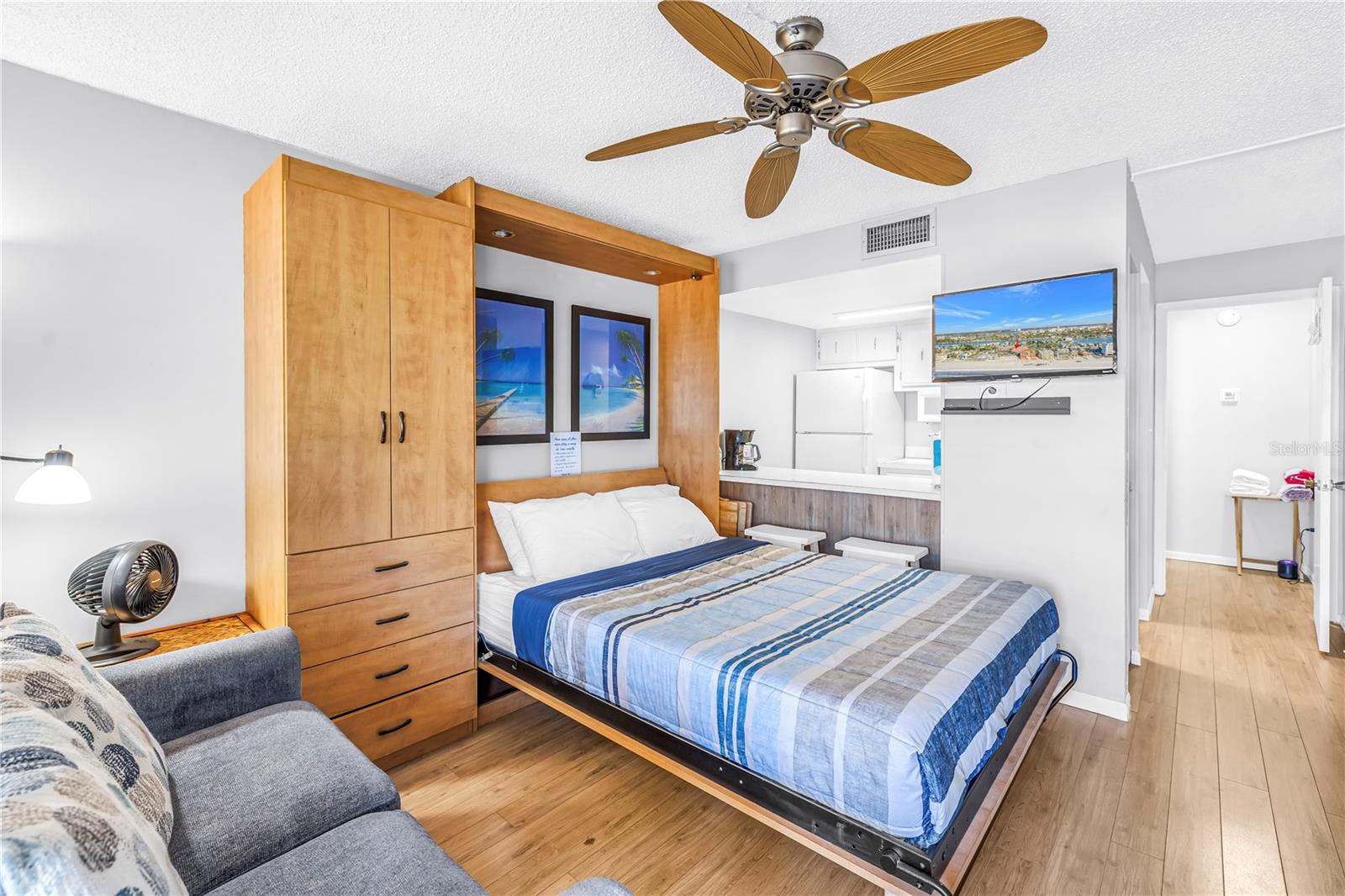 SUNSET COVE - Residential