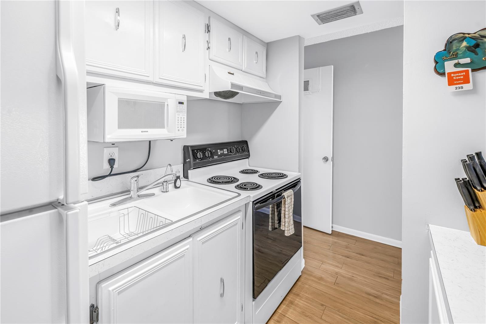 SUNSET COVE - Residential