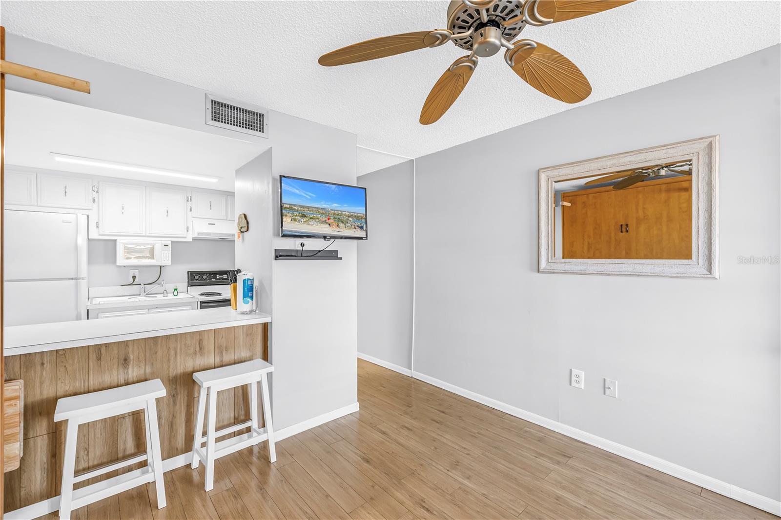 SUNSET COVE - Residential