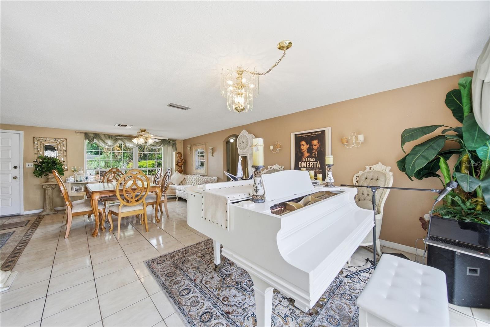 REGENCY PARK - Residential