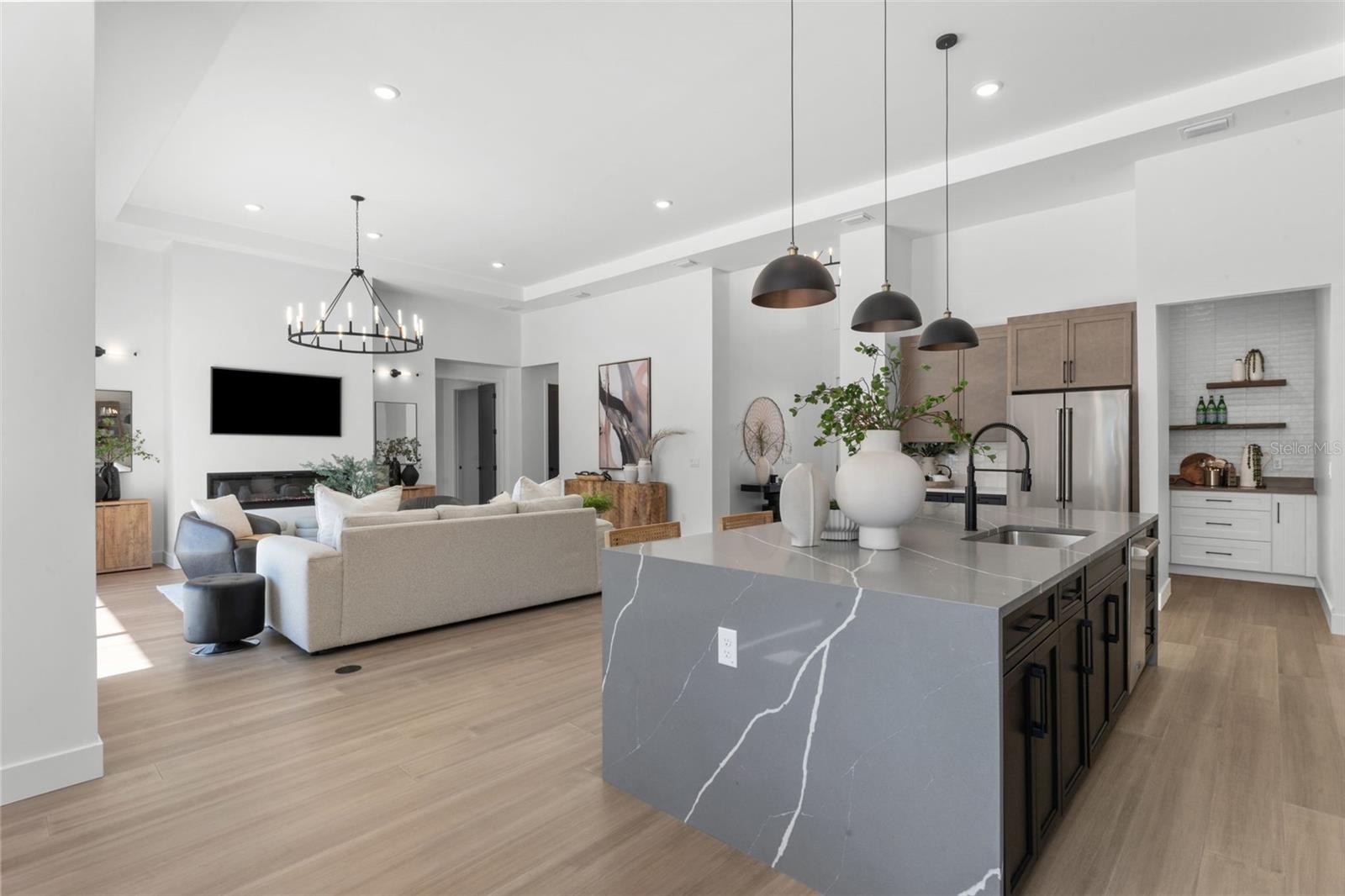 WATERGRASS- GRAYBROOK GATED SECTION - Residential