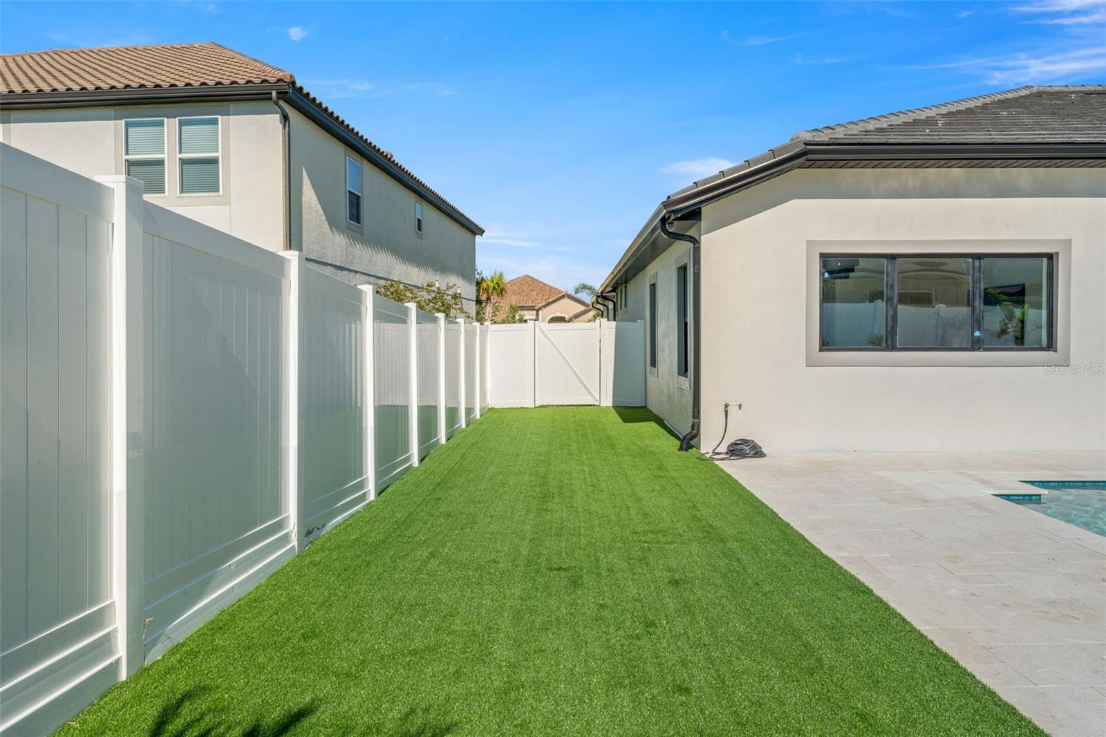 WATERGRASS- GRAYBROOK GATED SECTION - Residential