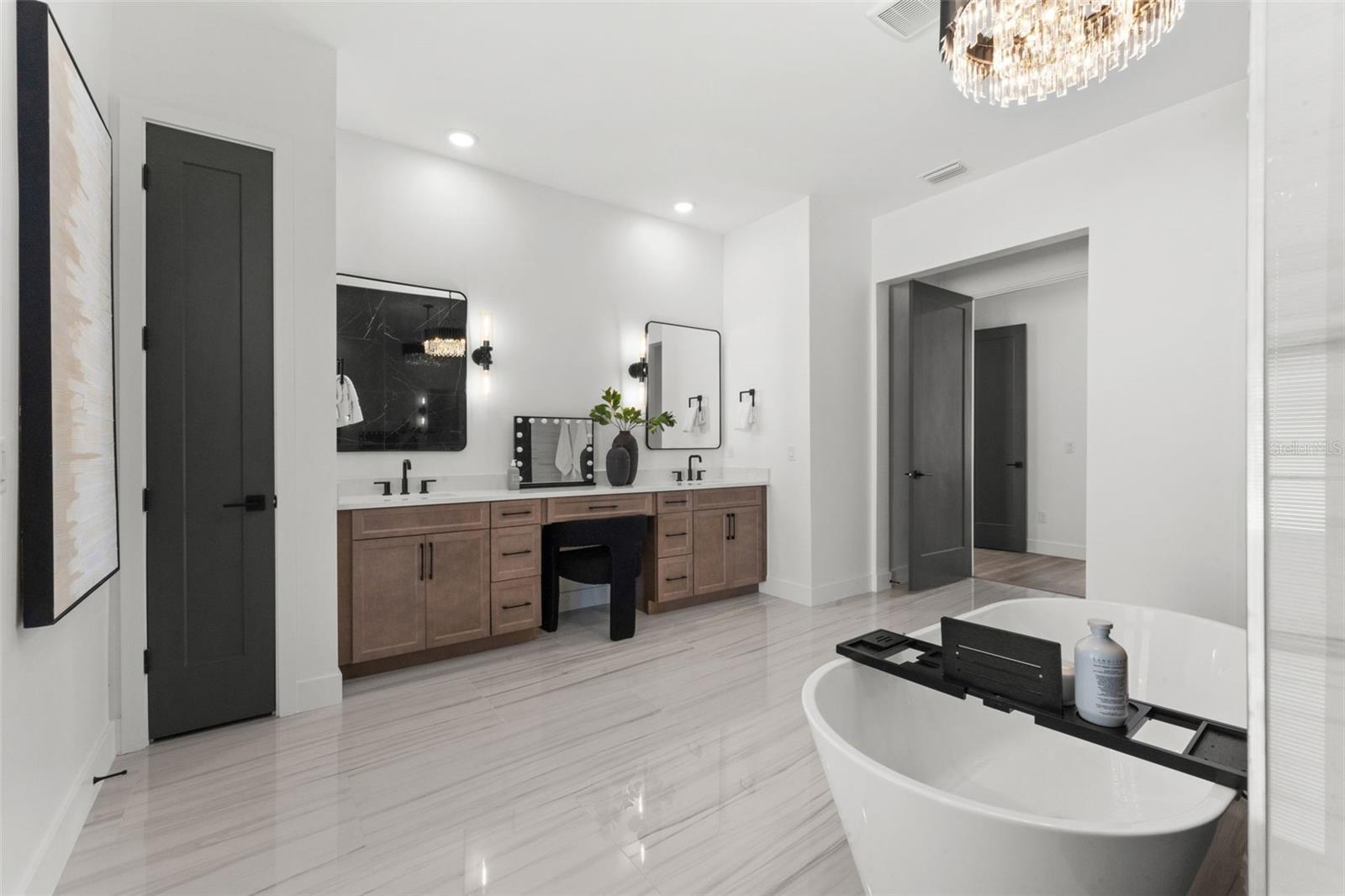 WATERGRASS- GRAYBROOK GATED SECTION - Residential