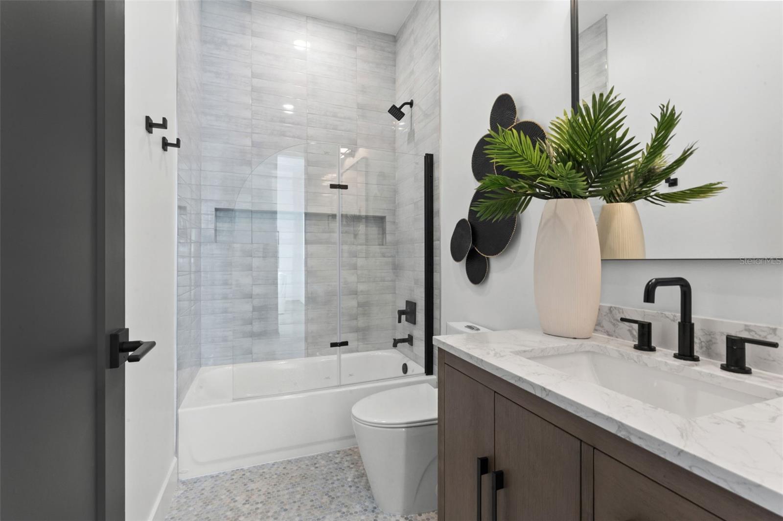 WATERGRASS- GRAYBROOK GATED SECTION - Residential