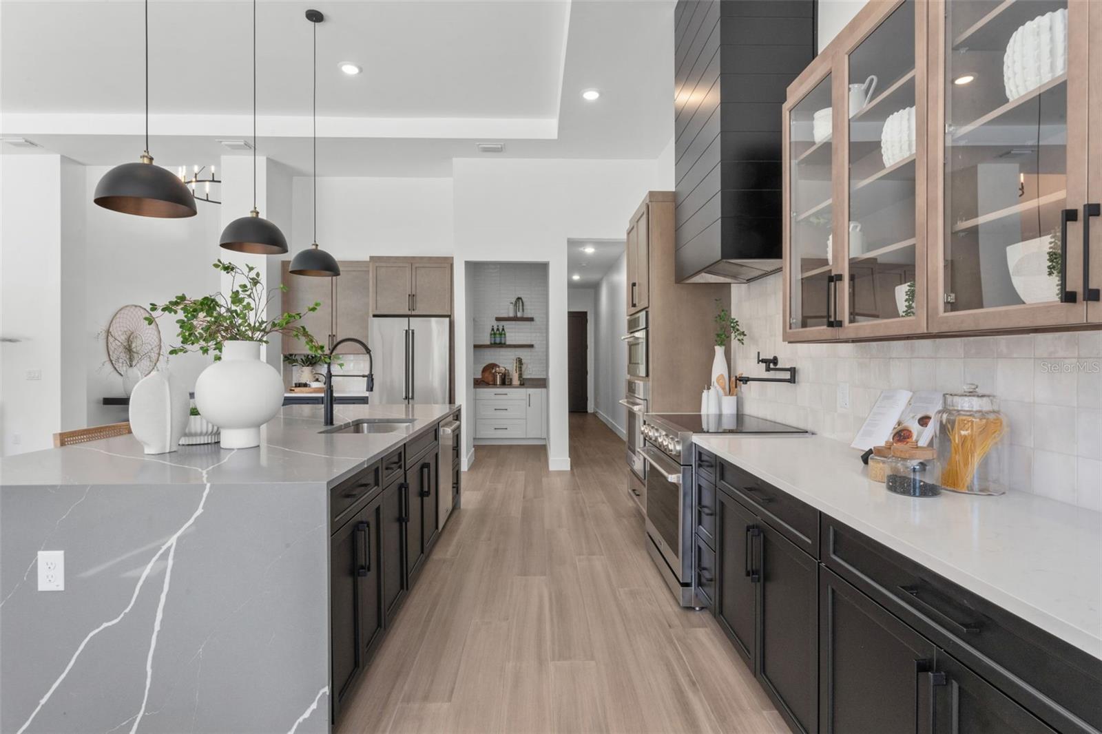 WATERGRASS- GRAYBROOK GATED SECTION - Residential