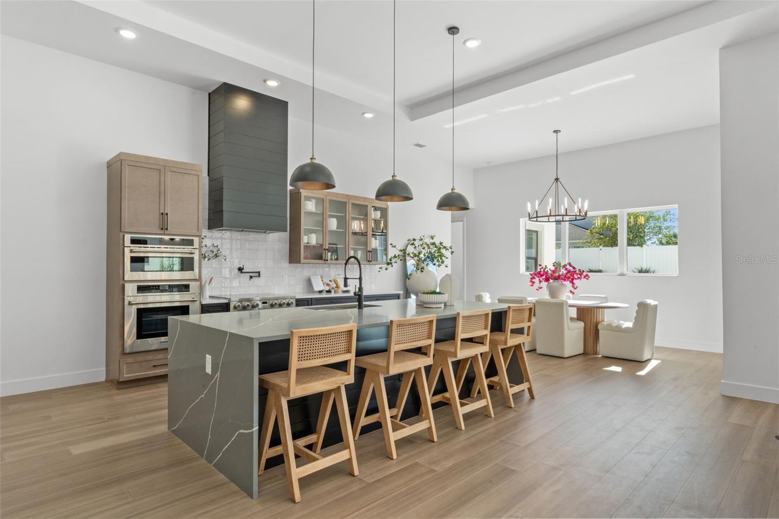 WATERGRASS- GRAYBROOK GATED SECTION - Residential