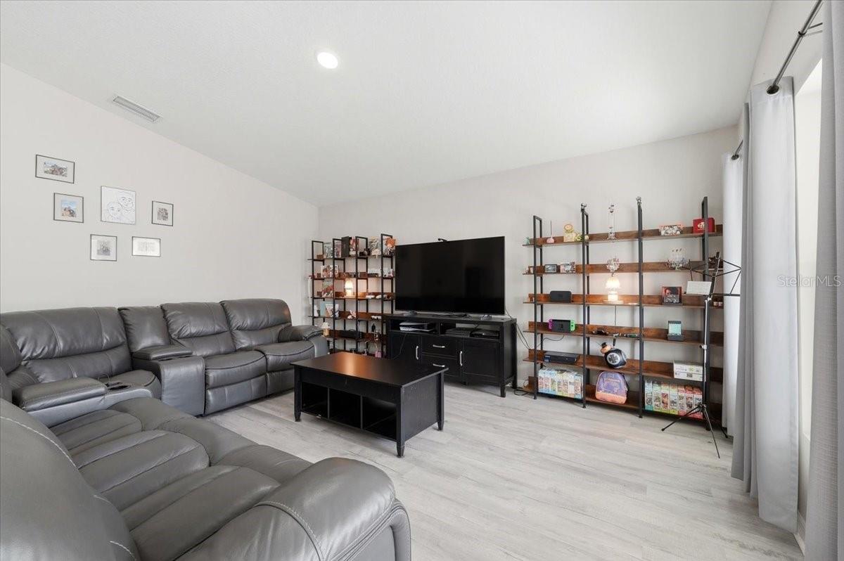 RIVERSTONE PH 5 & 6 - Residential