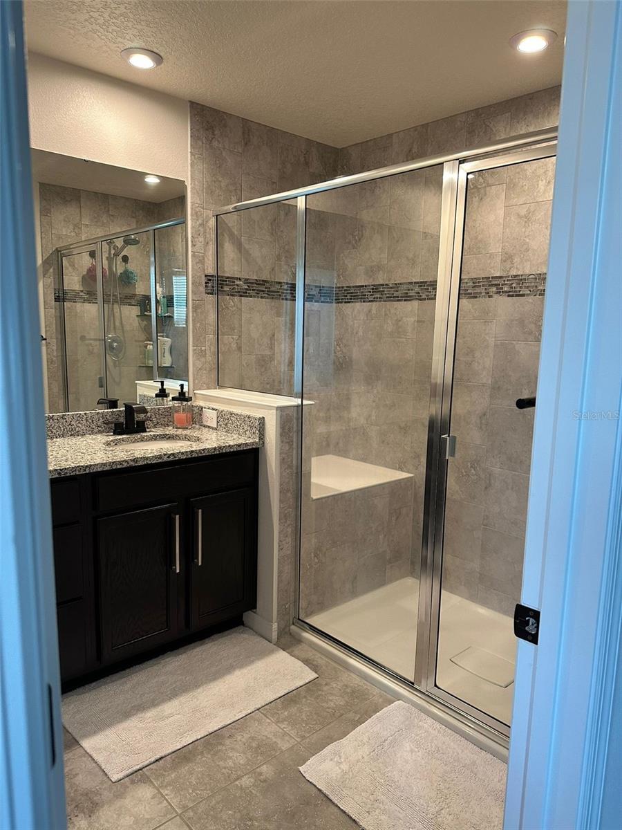 TAPESTRY PH 5 - Residential Lease