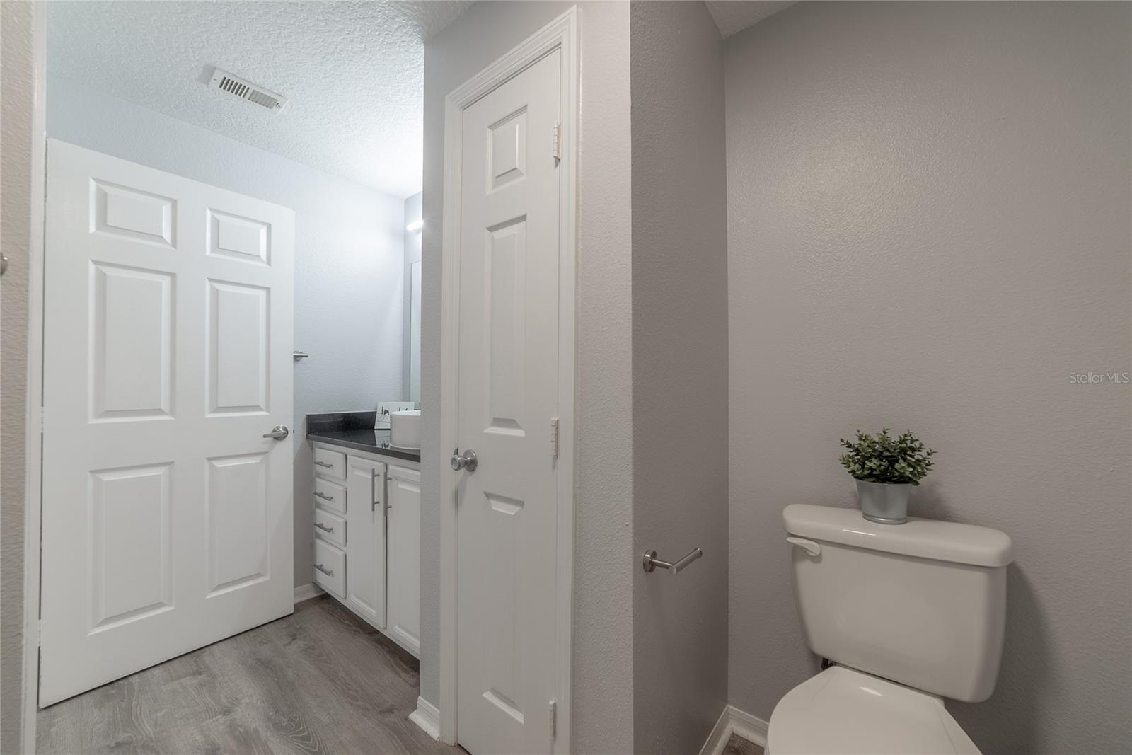 HARBOUR PLACE CITY HOMES A CON - Residential Lease