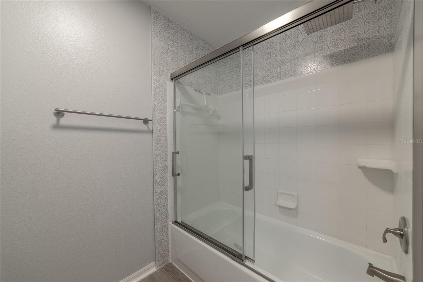 HARBOUR PLACE CITY HOMES A CON - Residential Lease