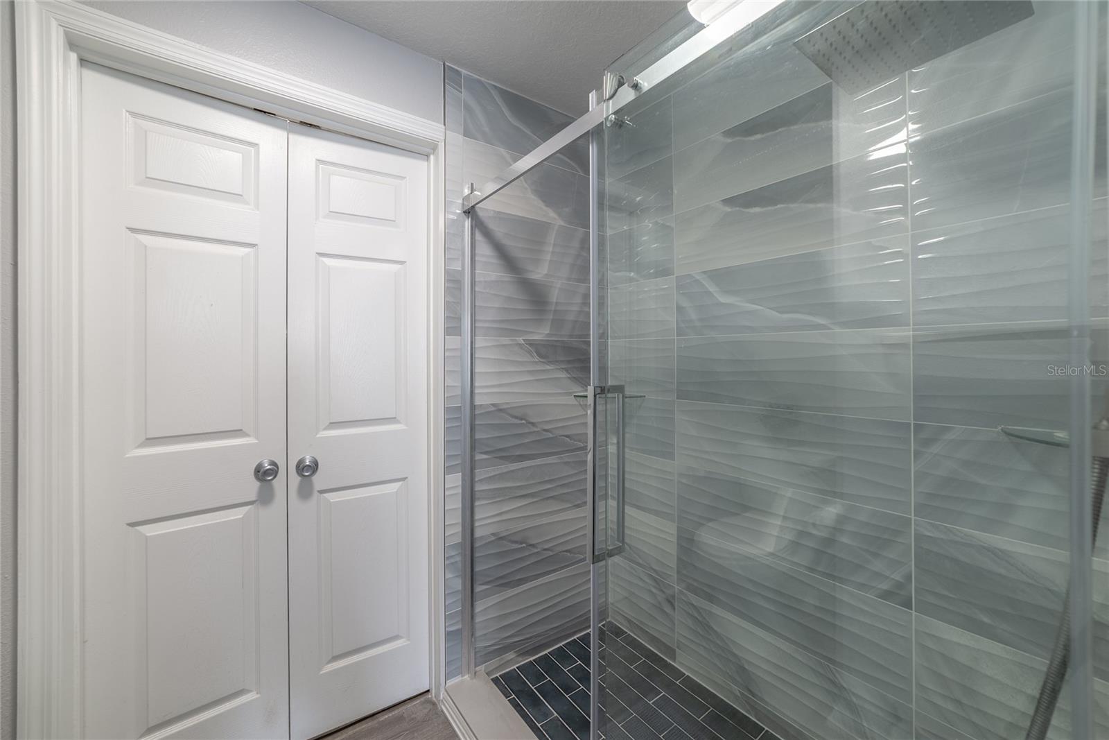 HARBOUR PLACE CITY HOMES A CON - Residential Lease