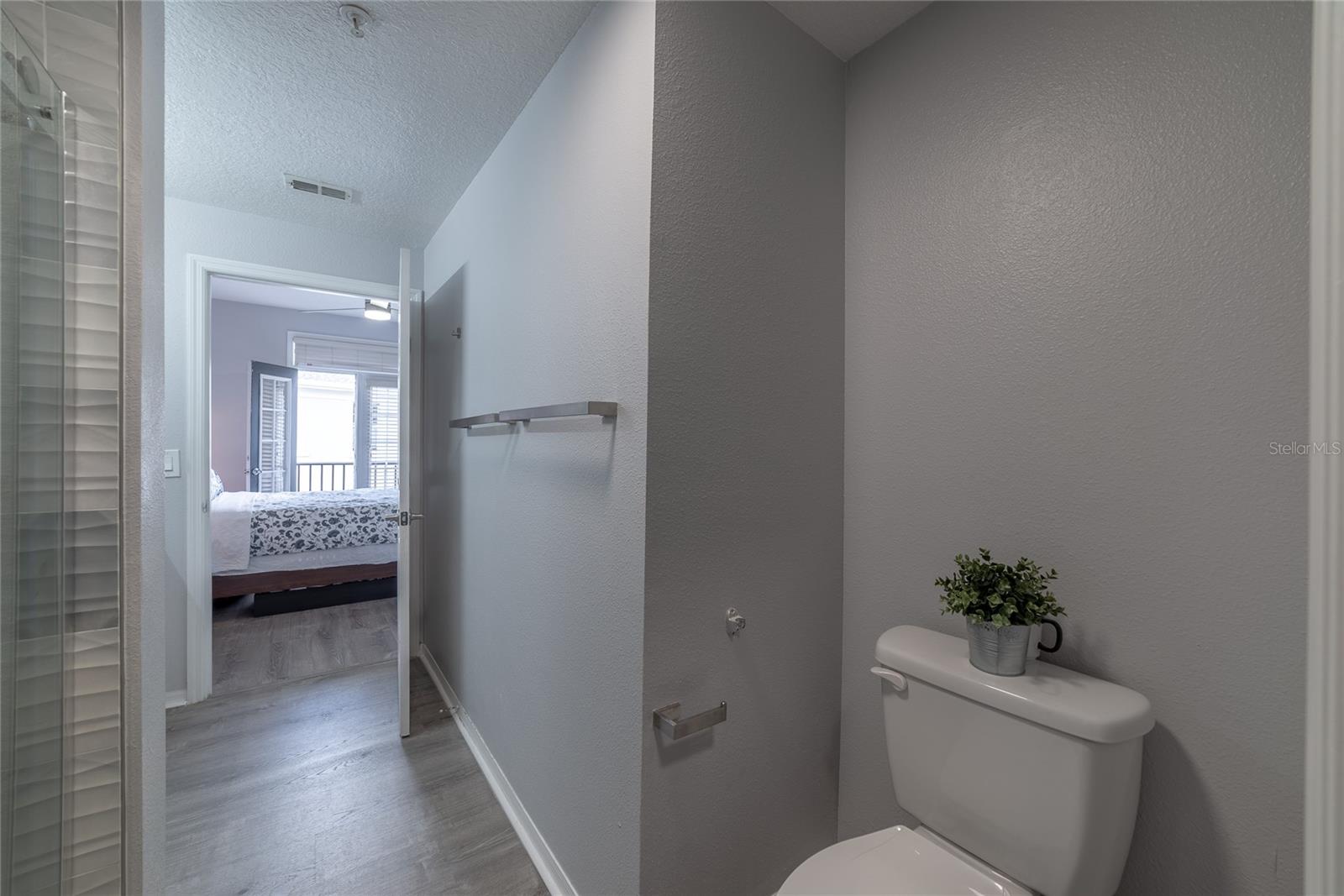 HARBOUR PLACE CITY HOMES A CON - Residential Lease