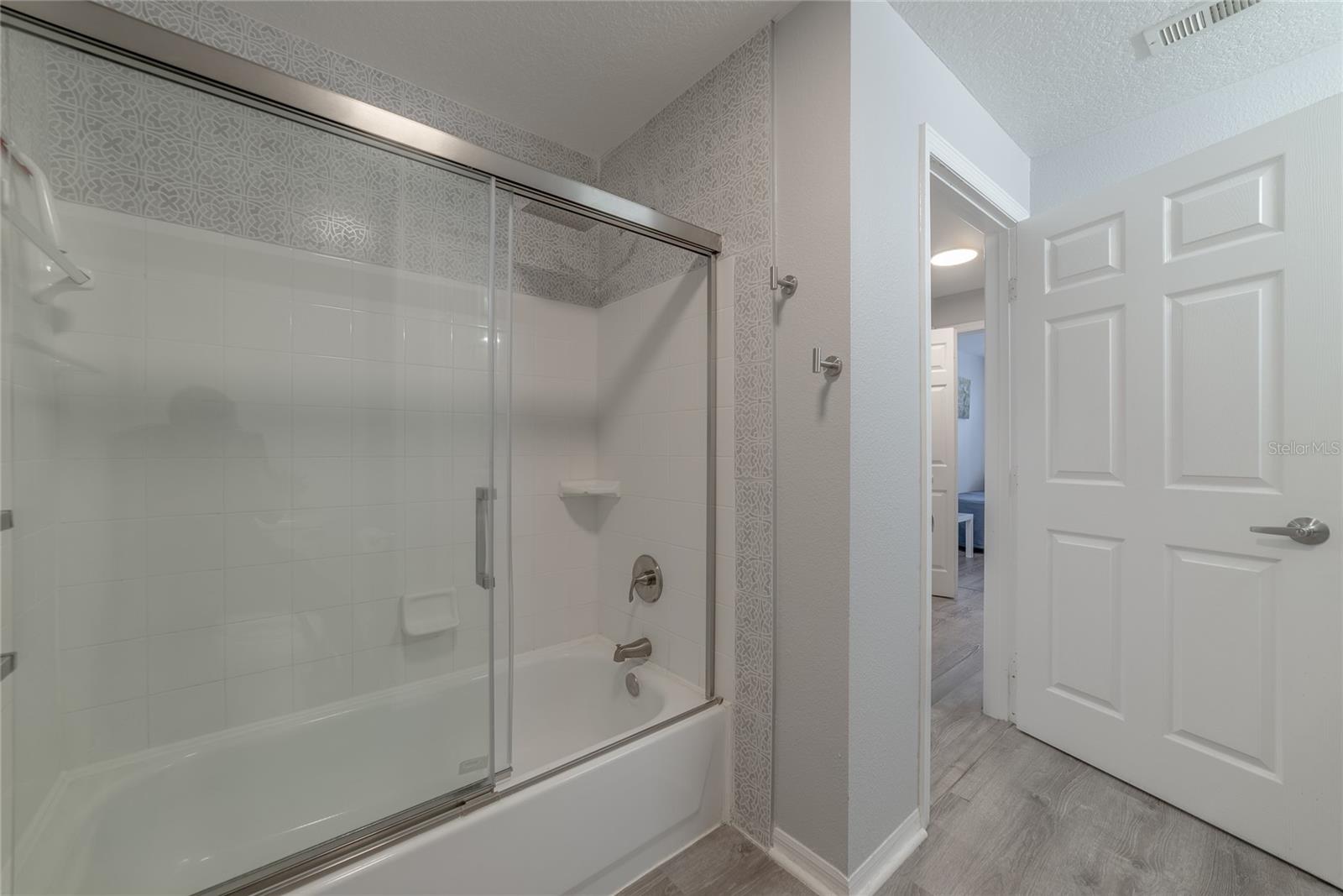 HARBOUR PLACE CITY HOMES A CON - Residential Lease