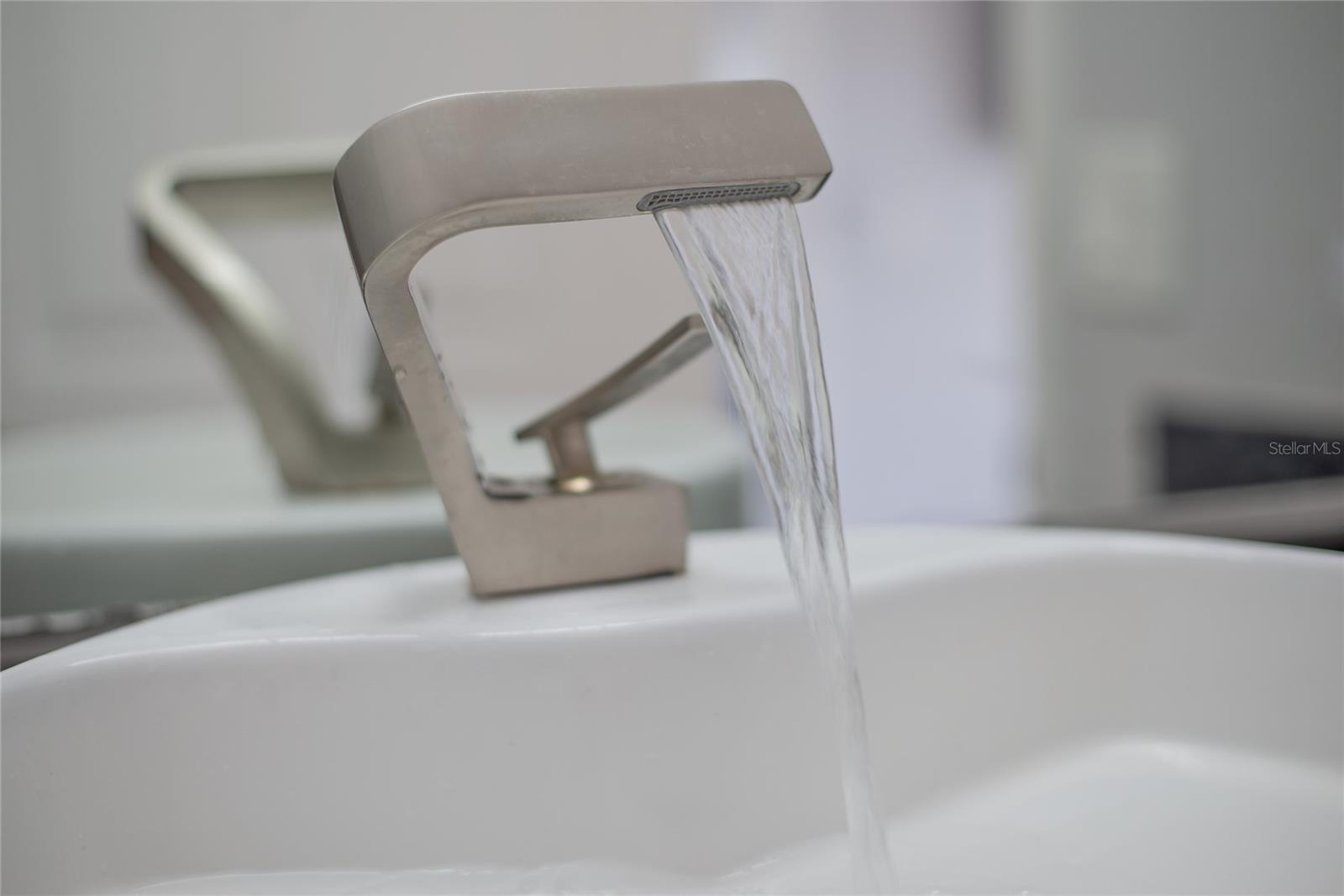 HARBOUR PLACE CITY HOMES A CON - Residential Lease