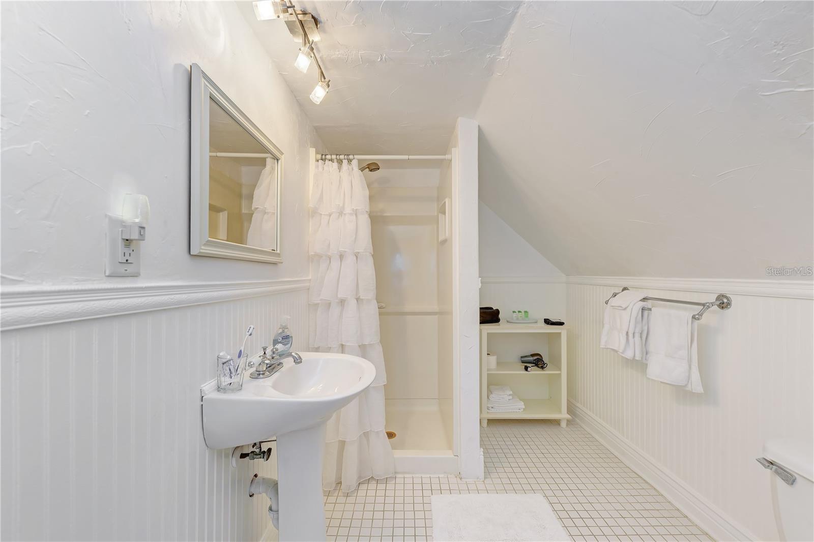 H G H REEDS ADD TO BRAIDENTOWN - Residential