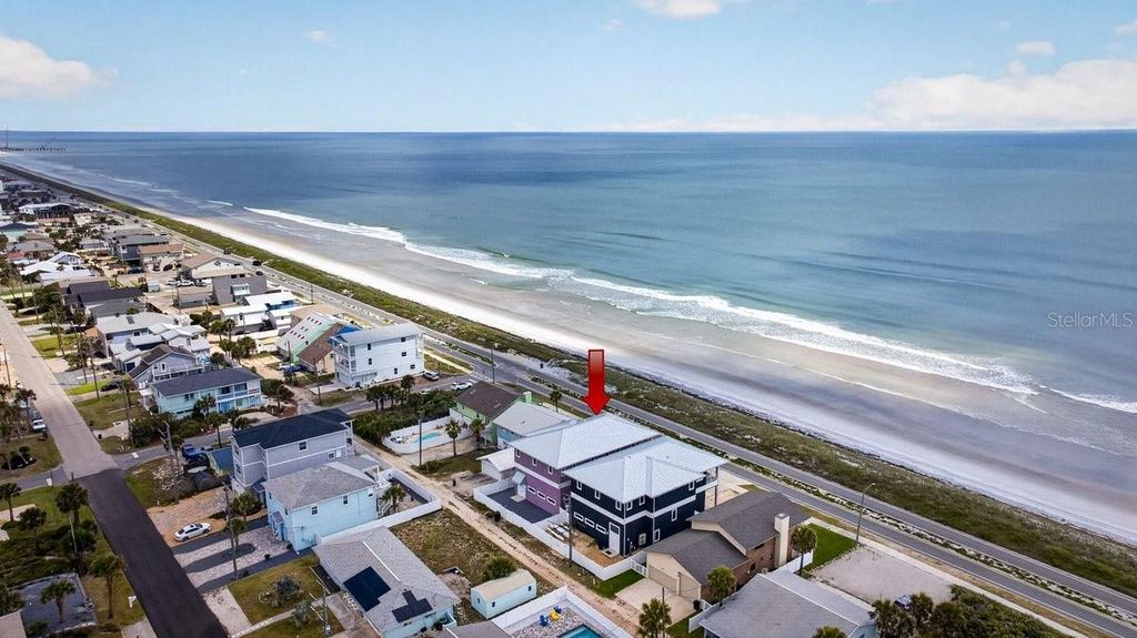 Photo of 2112 S Oceanshore Boulevard, Flagler Beach, FL 32136 (MLS # V4948963)