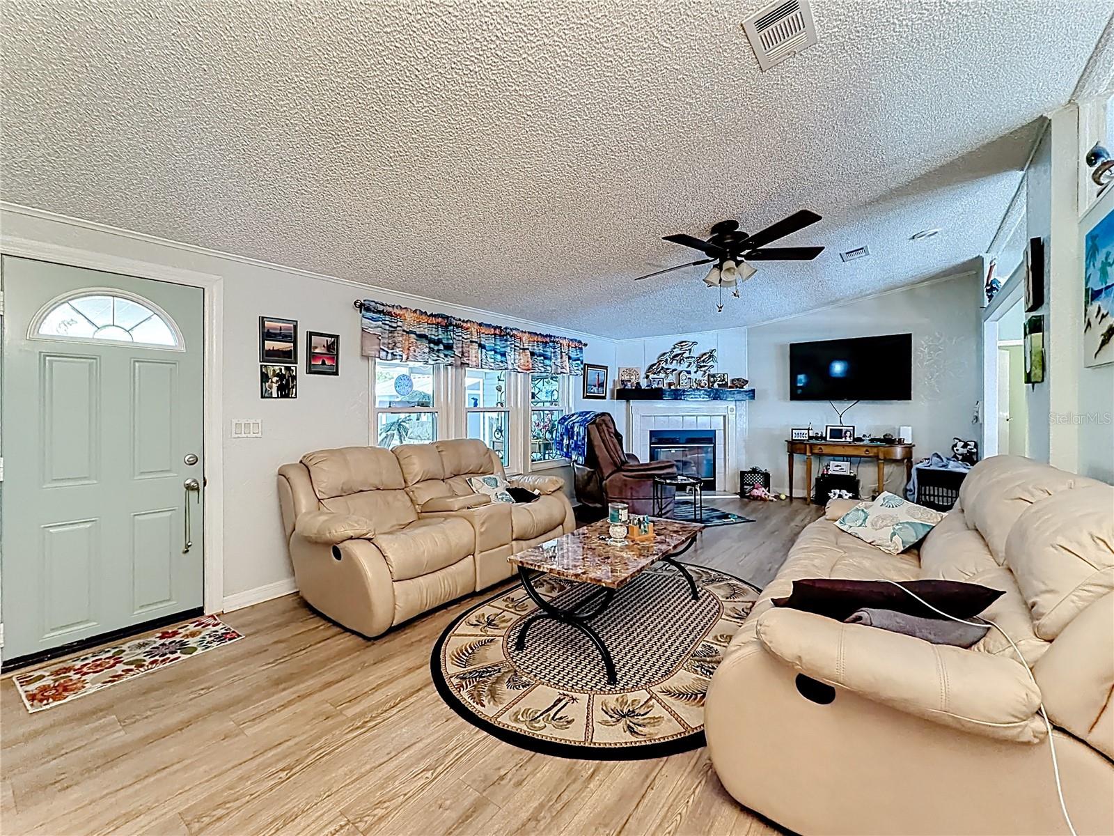 DORA PINES SUB - Residential