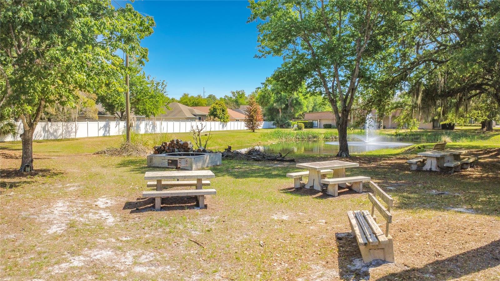 DORA PINES SUB - Residential