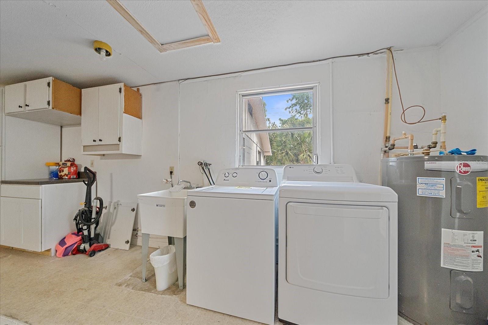 SIESTAS BAYSIDE WATERSIDE EAST - Residential