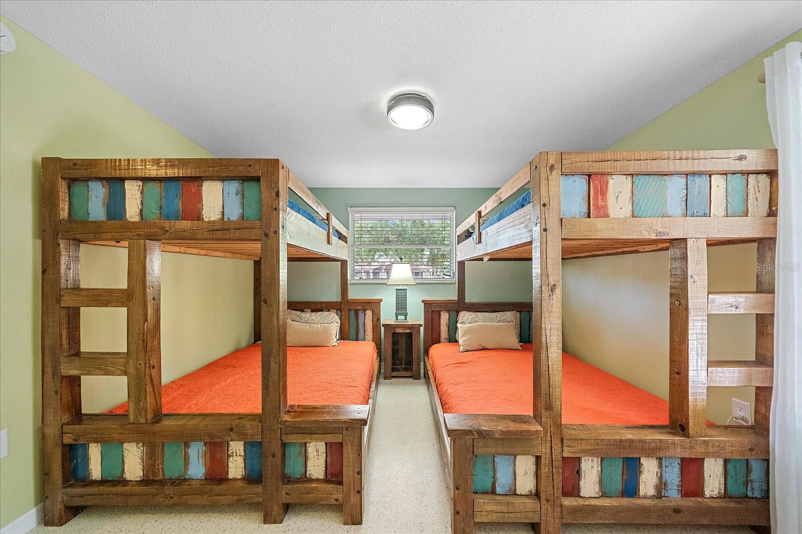 SIESTAS BAYSIDE WATERSIDE EAST - Residential