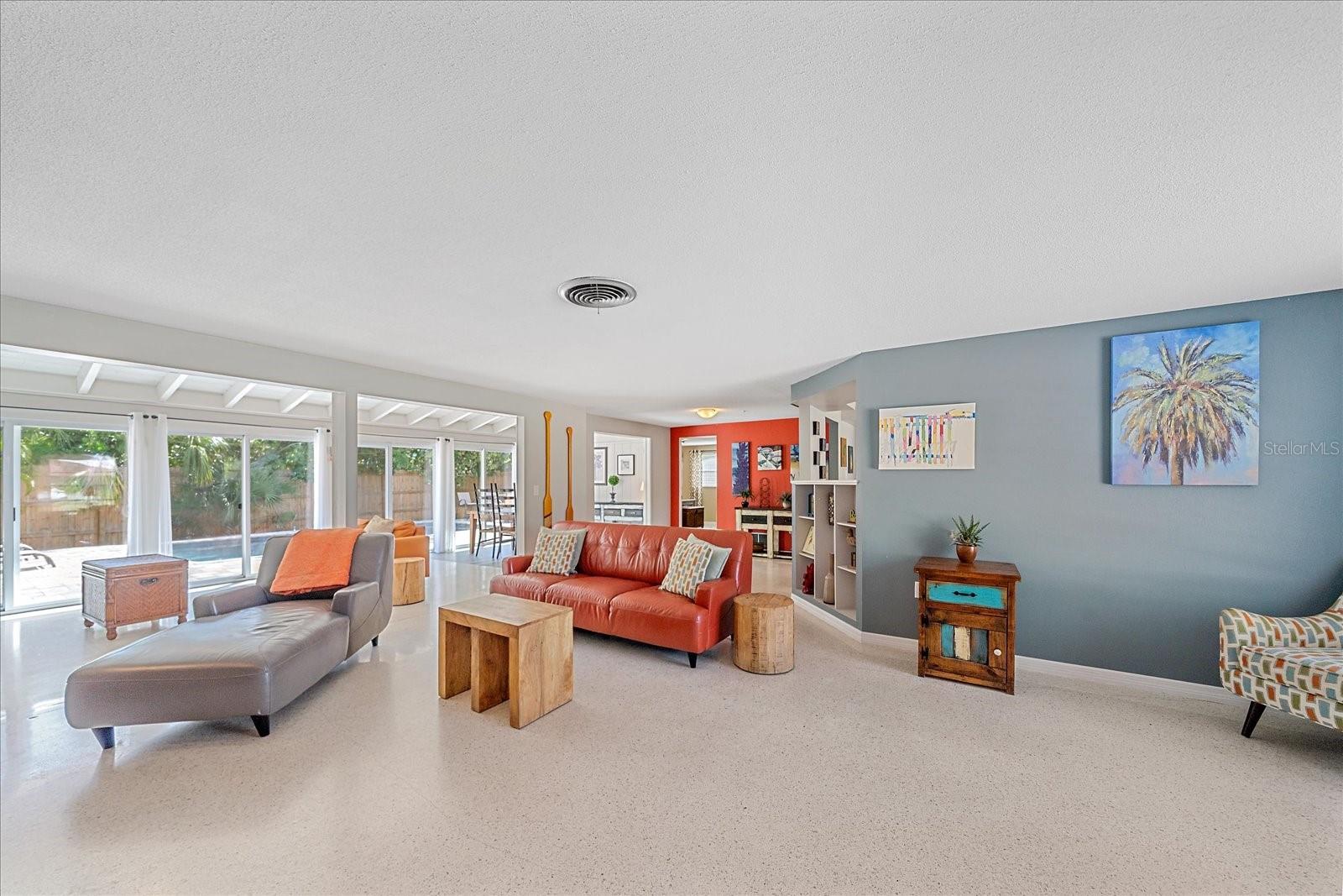 SIESTAS BAYSIDE WATERSIDE EAST - Residential