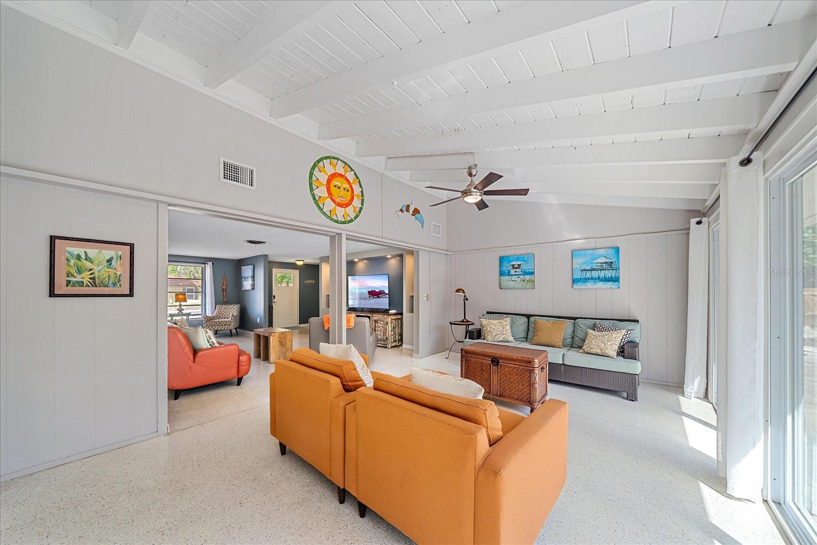 SIESTAS BAYSIDE WATERSIDE EAST - Residential