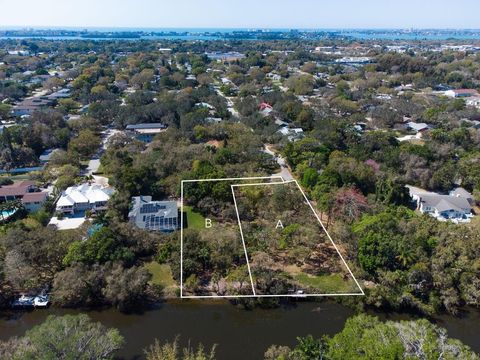 Photo of 4407 S Shade Avenue, Sarasota, FL 34231 (MLS # A4672615)