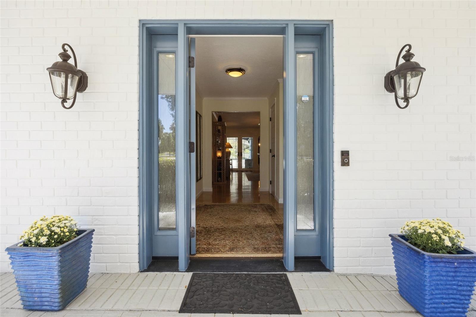 101 VARIETY TREE CIRCLE