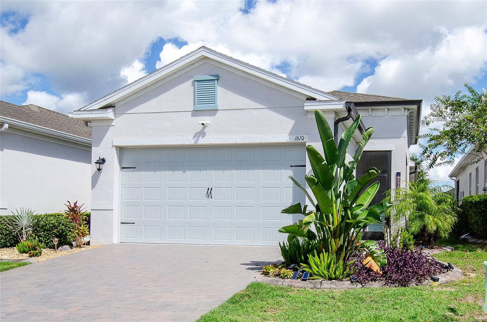 Enjoy resort-style living in the highly sought-after 55+ community of Four Seasons in Kissimmee! This beautifully upgraded 2-bedroom, 2-bath home also features a flexible den/office that can easily be converted into a third bedroom—perfect for guests or additional living space. Designed for comfort and low-maintenance living, this home offers thoughtful finishes throughout in one of Central Florida’s premier active adult communities.
Step inside to an open, light-filled floor plan that welcomes you with stylish tile flooring, neutral tones, and plenty of natural light. The gourmet kitchen is a chef’s dream, featuring granite countertops, a spacious island, and ample storage space. The living and dining areas connect seamlessly and are enhanced by motorized remote-control blinds, providing convenient privacy and precise light control with the touch of a button.
Outdoor living is just as inviting with a screened-in front porch, a screened-in rear lanai with pavers, and a fully fenced backyard—ideal for relaxing, entertaining, or enjoying your morning coffee in peace. The home also includes a two-car garage, a separate laundry room, and a water softener system for added convenience and comfort.
As a resident of Four Seasons at Orlando, you'll enjoy a gated community that includes access to a12,000 sq ft amenity center —offering everything you need for a vibrant, resort-style lifestyle. Residents enjoy access to three sparkling pools, tennis, pickleball, and bocce courts, as well as a dedicated crafting room and a fully equipped test kitchen. This state-of-the-art clubhouse is the heart of the community, complete with a full-time activities calendar packed with events, classes, and social gatherings seven days a week. Whether you're looking to relax, stay active, or meet new friends, this amenity center delivers it all!
Love golf? You're in the perfect spot! Tee off at Mystic Dunes Resort & Golf Club, a beautifully maintained 18-hole championship course located right next to the community. Located just minutes from world-class shopping, dining, medical facilities, and Orlando’s famous attractions, this home offers the perfect combination of comfort, convenience, and an active lifestyle.
Don’t miss the opportunity to make this exceptional home your own—schedule your private showing today!