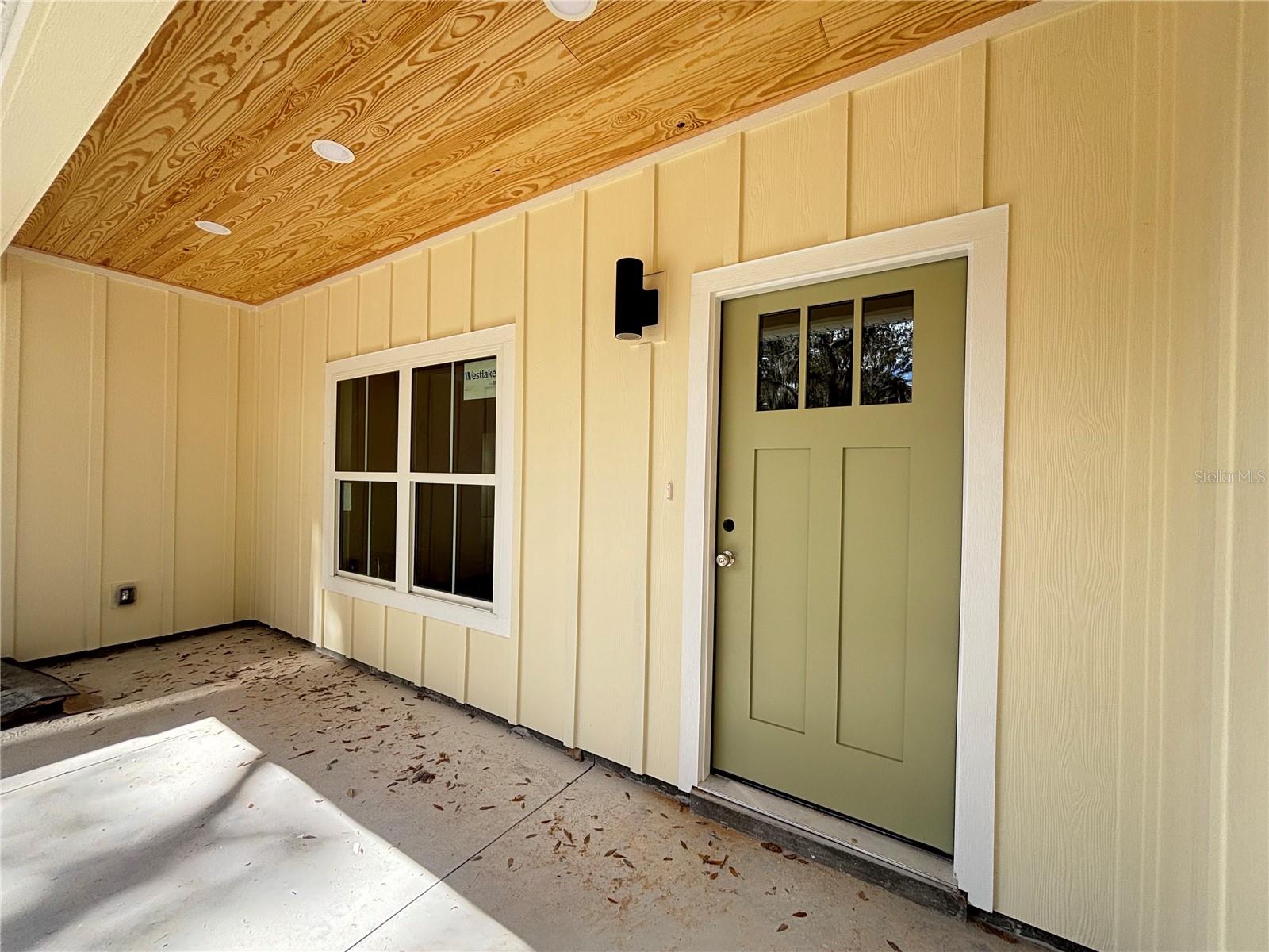 SEMINOLE RIDGE - Residential