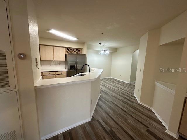 822 CAMARGO WAY 106