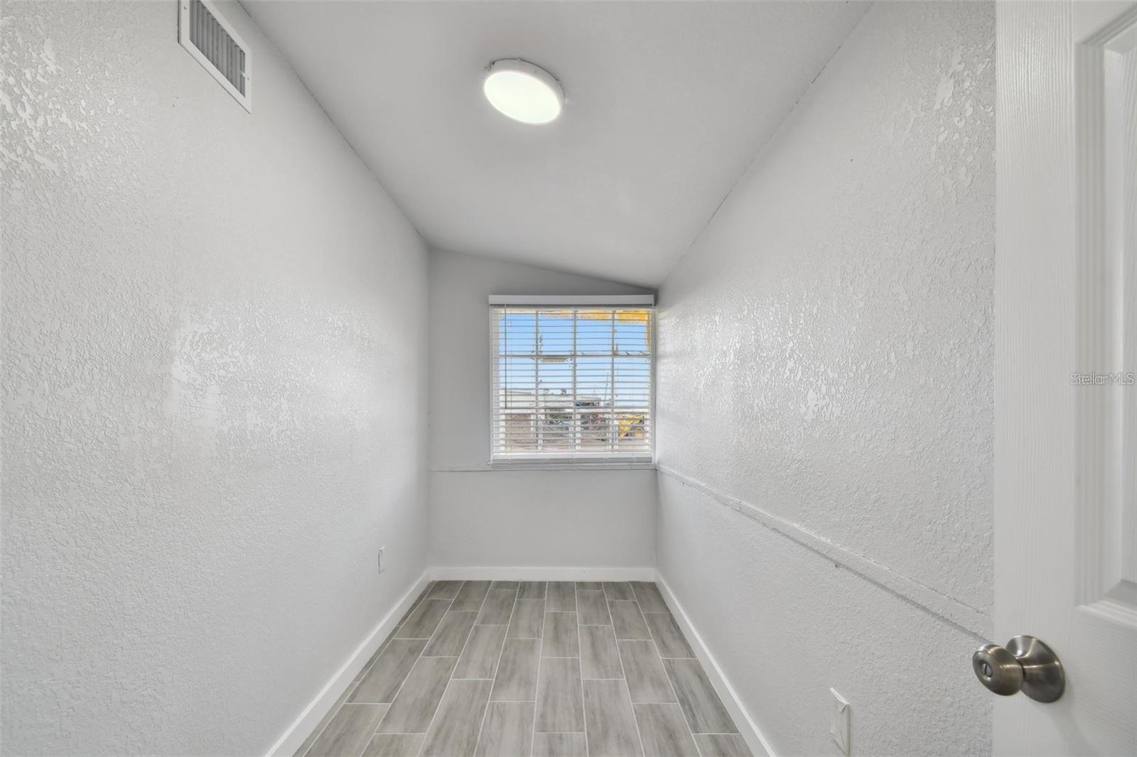 FAIRVIEW PARK - Residential Income
